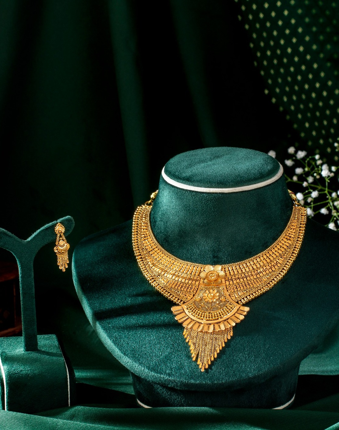 Necklaces design